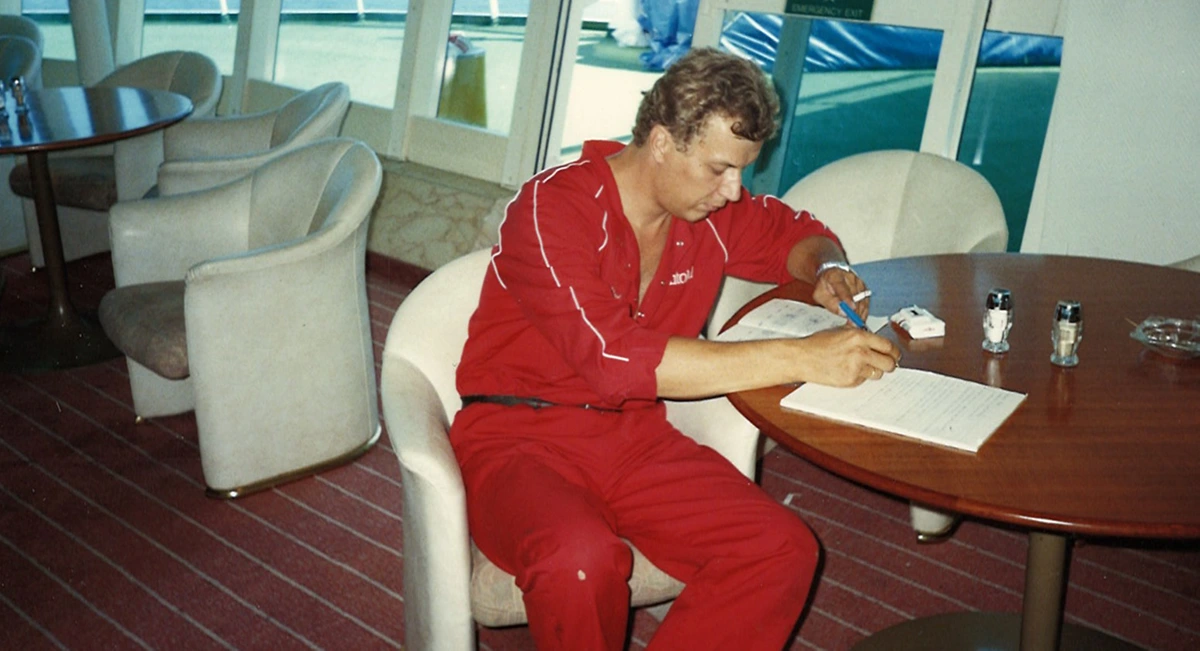 Jan Erik Glæsel på arbeid i sine yngre dager